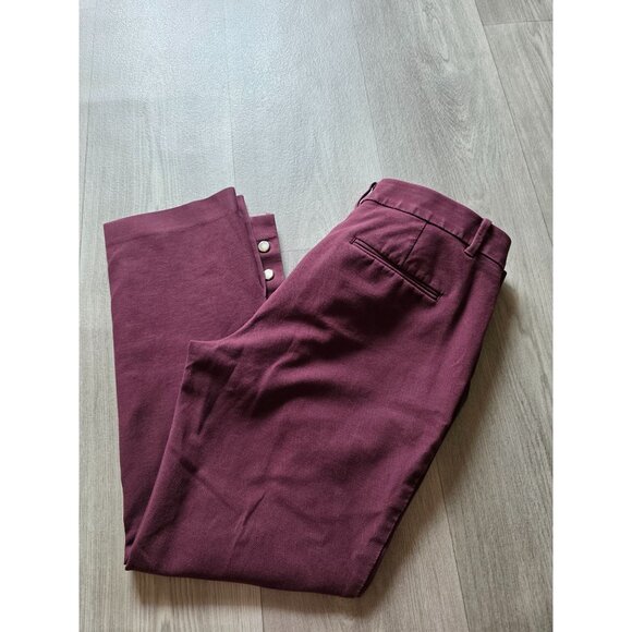 Ann Taylor Womens Burgundy Ankle Pants With Button Accents Size 8 - Picture 2 of 7